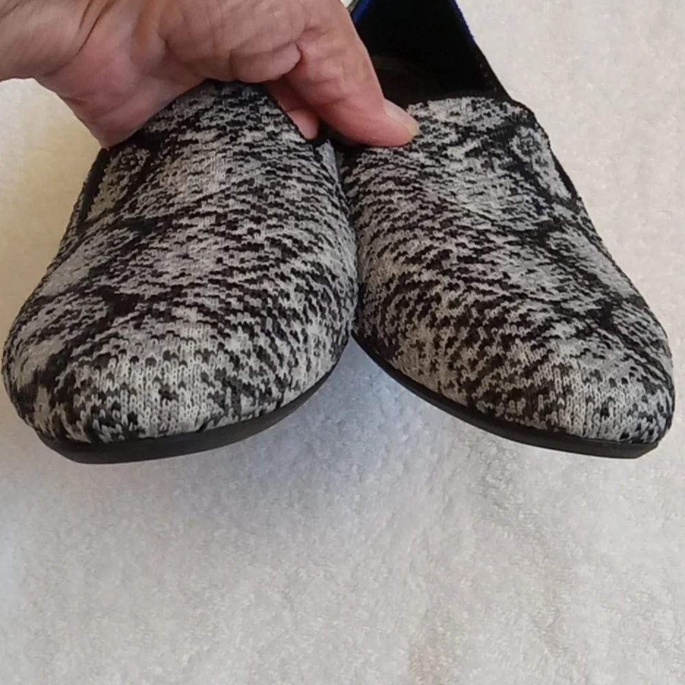 Snakeskin Python Patterned Rothys Size 10 1/2 Loafers With Round Toe - Picture 5 of 10